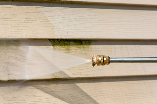 Fence Pressure Washing in Hartford, WI